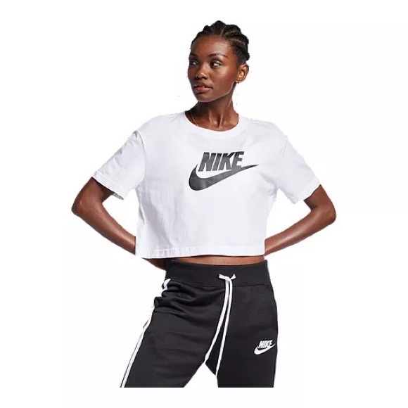 Nike Cropped Tee - Picture 1 of 3